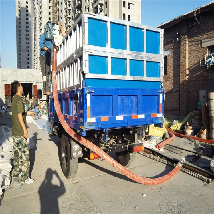 東北收糧小鋼炮，車載吸糧機
